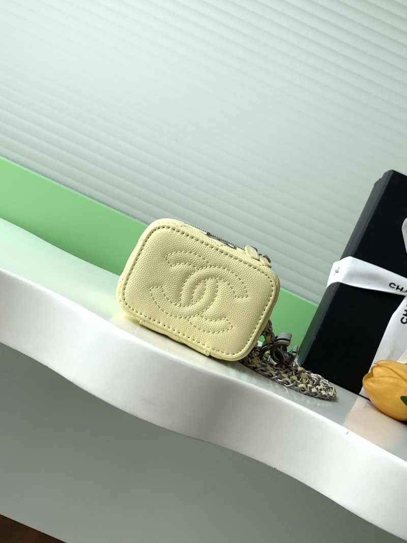 Ch**el cosmetic bags